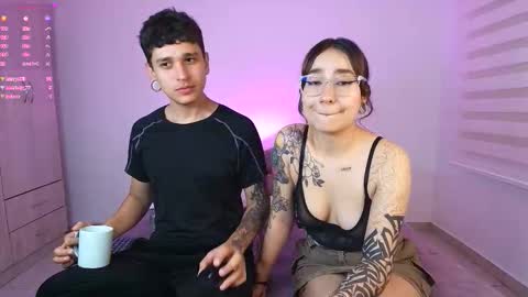 tender_dust online show from September 17, 2:59 am