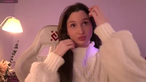 Amina online show from December 17, 10:11 am