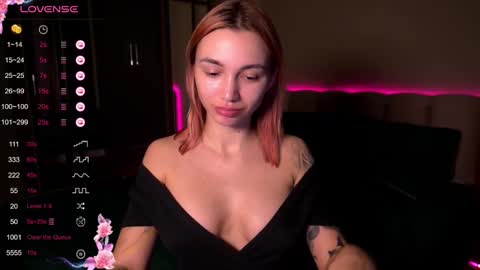 Teya online show from February 7, 3:15 pm