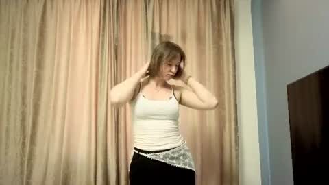 Nicole online show from July 12, 8:39 am
