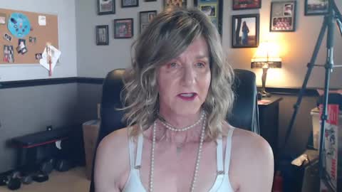terilee59 online show from May 19, 12:06 am