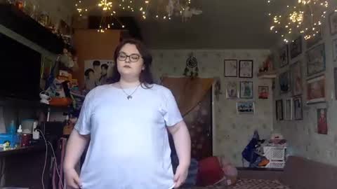Emily online show from July 14, 10:21 am