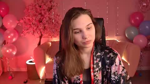 Tessa online show from February 11, 5:44 am