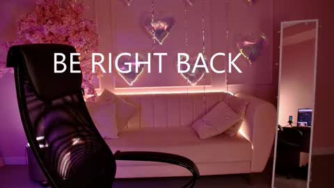 Tessa online show from February 20, 6:37 am