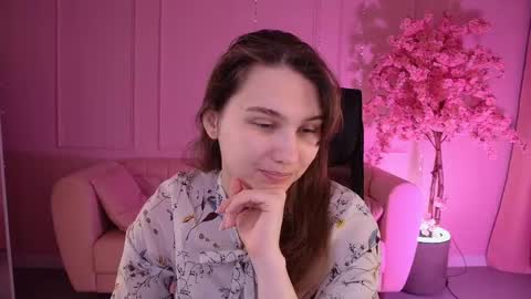 Tessa online show from April 21, 5:36 am