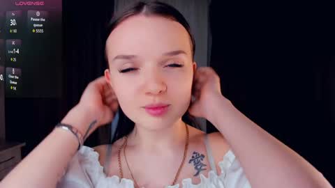 Cindy online show from April 21, 1:42 am