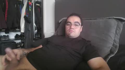 Tezeex online show from March 23, 2:22 pm