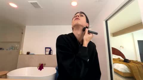 babygirlmami online show from April 3, 7:54 pm