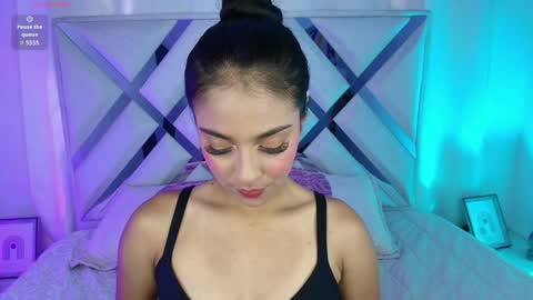 thalia online show from May 27, 8:17 pm