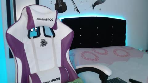 Thalia online show from February 5, 11:03 am