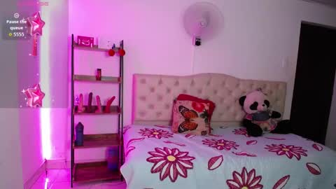 Andrea online show from April 21, 2:51 am