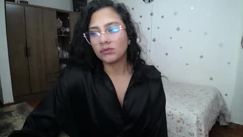    online show from February 1, 11:35 pm