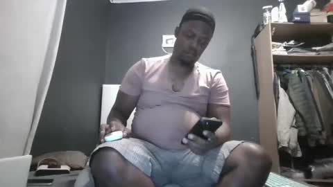 thamtsho1108 online show from January 5, 10:24 pm