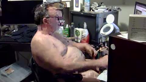 Snapshot of thang5545 chatting on October 21, 3:27 pm thang5545 online show from October 21, 3:27 pm