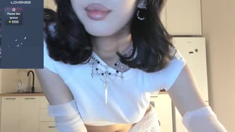 Snapshot of thanos_world1321002 chatting on February 9, 9:17 pm thanos_world1321002 online show from February 9, 9:17 pm