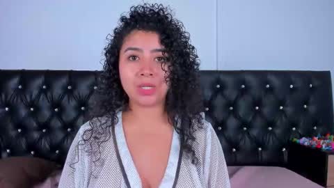 thara webstter online show from November 1, 4:28 pm