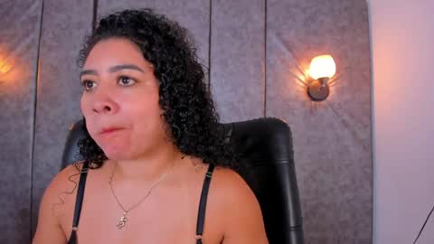 thara webstter online show from June 5, 12:10 pm