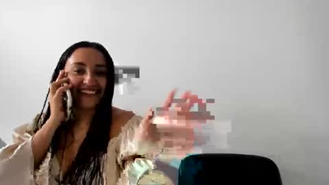   online show from May 4, 3:29 pm