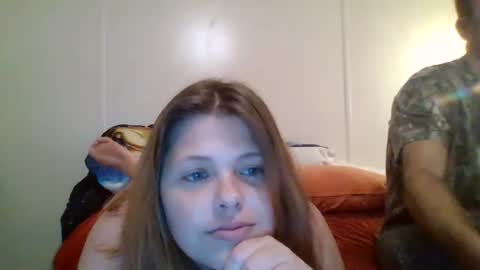 that girl online show from November 10, 6:05 am