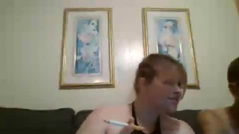 that girl online show from July 12, 3:10 am