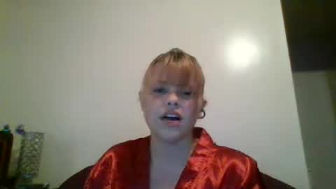 that girl online show from June 24, 10:17 pm