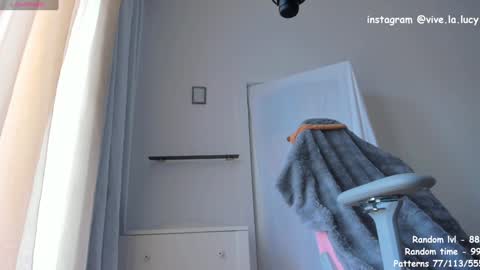 Snapshot of thatgirl___ chatting on December 9, 11:47 am my name is Lucy online show from December 9, 11:47 am