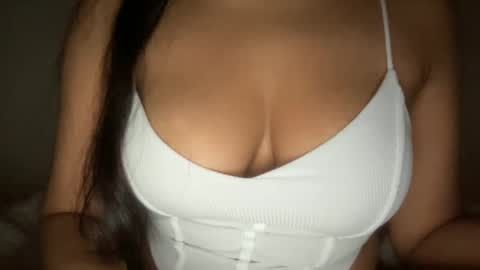 Snapshot of thatgirlmelanie chatting on October 22, 7:44 am Melanie online show from October 22, 7:44 am