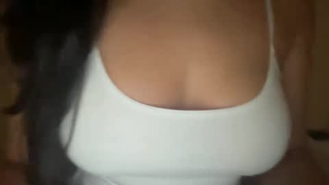 Melanie online show from December 16, 5:03 am