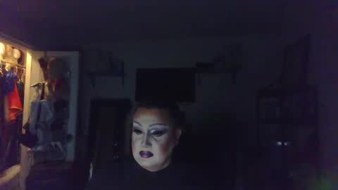 thatoneboyfromb4 online show from December 11, 7:09 am