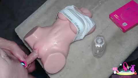 ThatsWhatSheSaid online show from November 1, 4:33 am