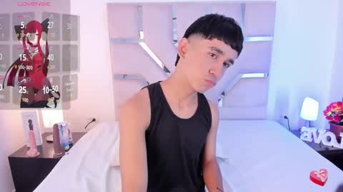 Thayler  online show from September 29, 11:09 am