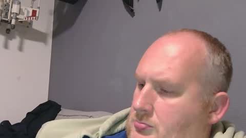 the007146368 online show from November 12, 9:50 pm