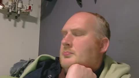 the007146368 online show from April 17, 8:22 pm