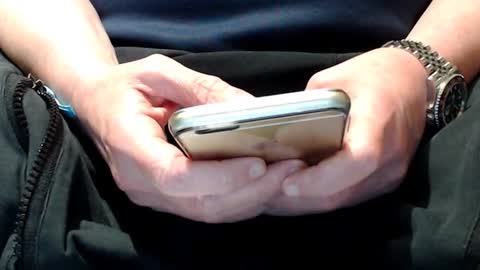 Snapshot of the1pocketrocket chatting on December 1, 6:54 pm the1pocketrocket online show from December 1, 6:54 pm