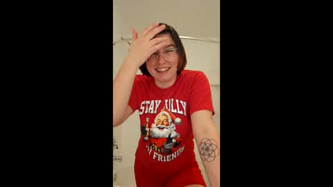 MATERNITY LEAVE  online show from December 22, 1:23 am