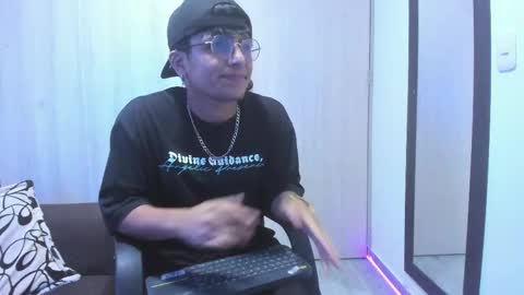 Danny online show from September 20, 4:04 am