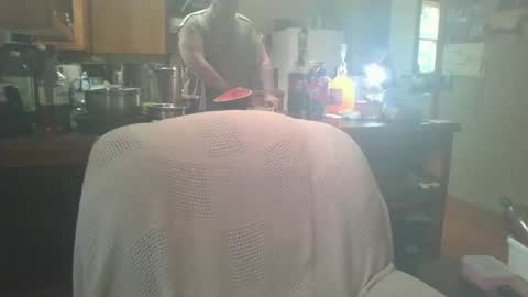 thealiensarecumming online show from June 5, 10:26 pm