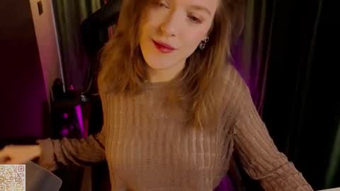 Emma 3 online show from February 1, 8:22 am