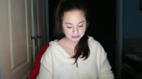 raissa online show from April 24, 6:32 pm