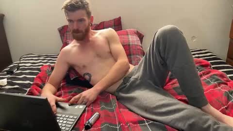 Thatcarrguyy online show from January 14, 8:59 pm