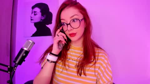 Alicia Alikath  online show from January 22, 1:53 am