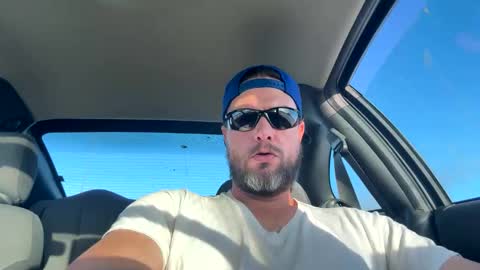 Carter Bates online show from January 17, 6:17 pm