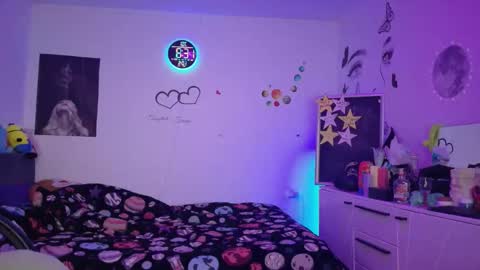 TheFarmergirl online show from February 3, 6:22 am