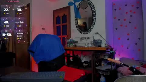 Goldie online show from April 28, 2:27 am