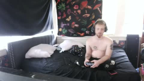 fuzzyfox online show from September 23, 8:48 pm