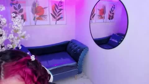 Theia  online show from October 17, 1:48 pm