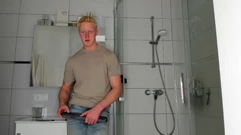 thejacob_d online show from May 27, 1:41 pm