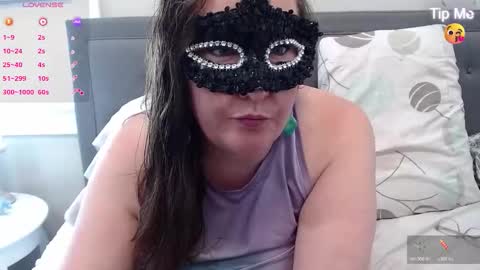 Lacey online show from June 11, 2:04 pm