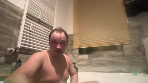 theman16cm online show from April 22, 10:06 pm