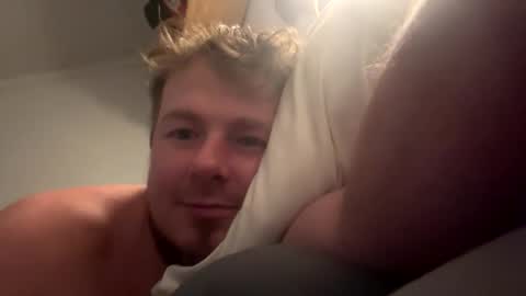 theman6789000 online show from December 1, 1:42 pm